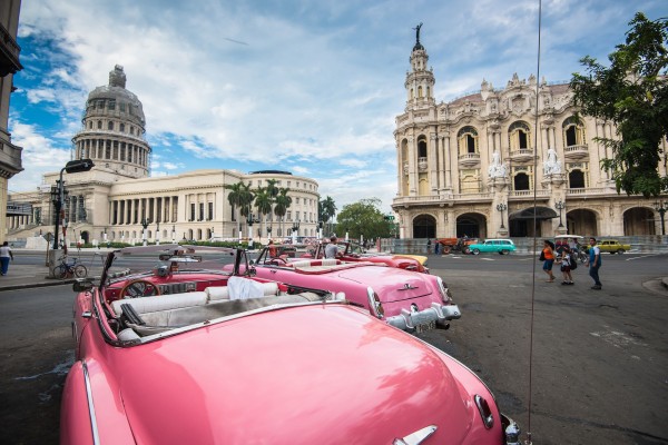 Car Tour Around Avenida del Prado | Tour Republic